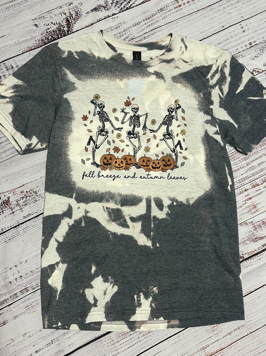 Dancing Skeletons - Halloween - T-shirt - bleached